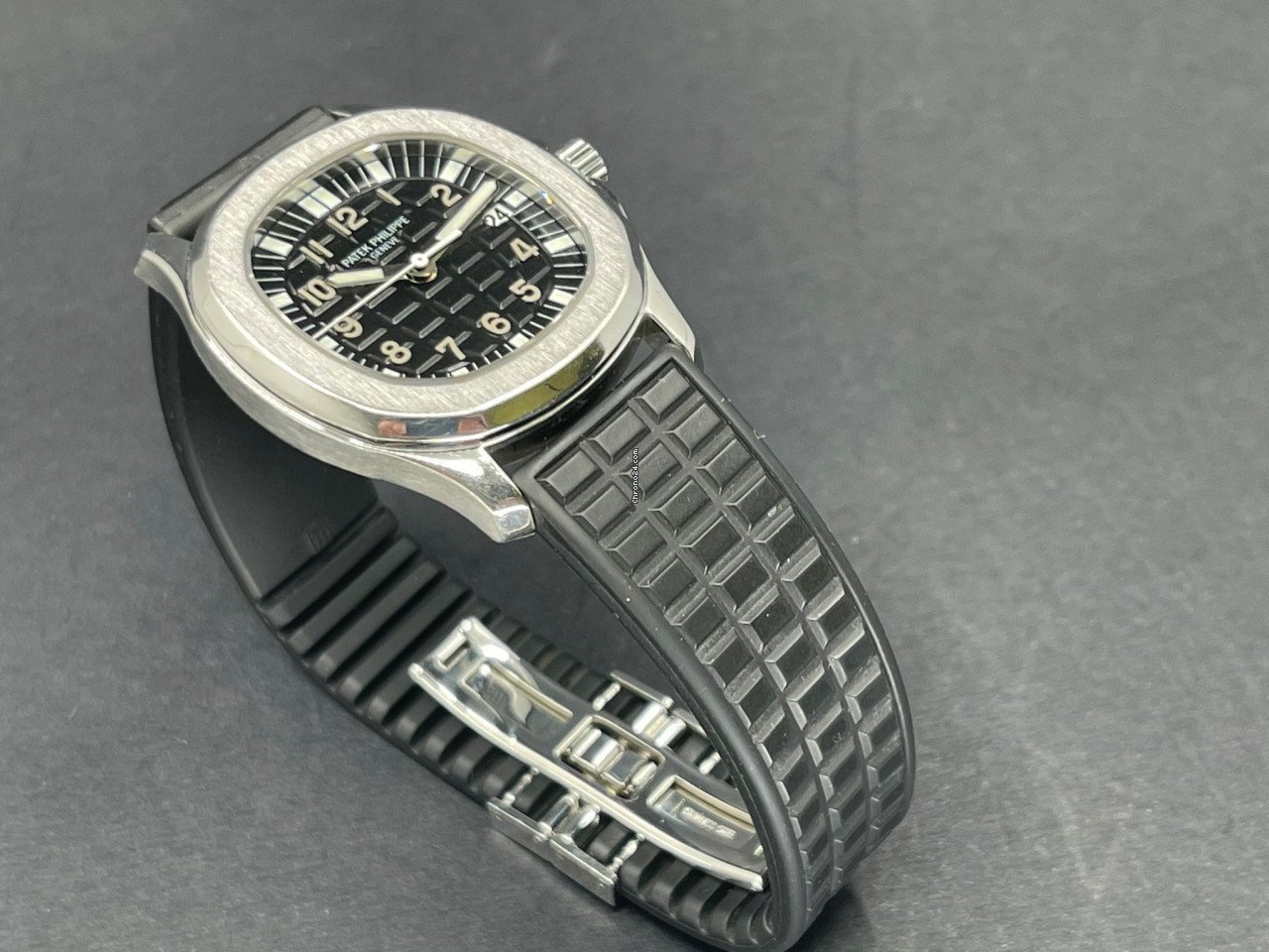 IMG_9081 Patek Philippe Aquanaut Quartz Steel 5064A-001 Replica 4