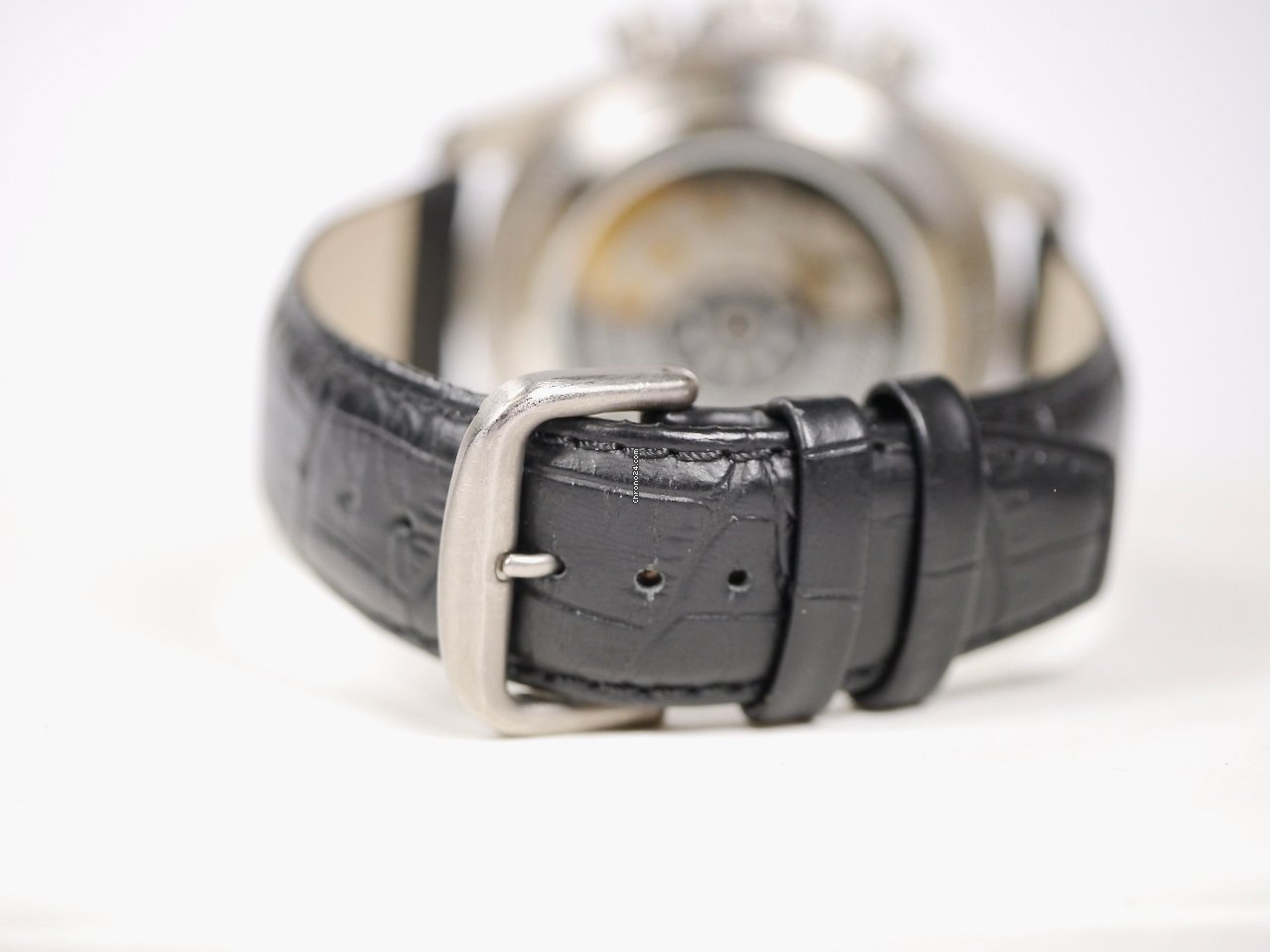 Tissot V8 Mens watch Unisex Automatic Steel T106.427.16.051.00 Replica 4
