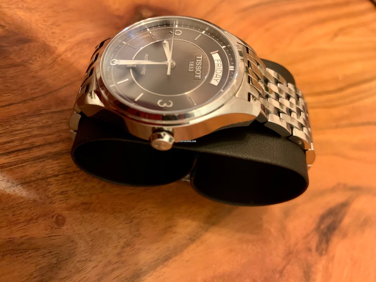 IMG_9081 Tissot T-Classic Mens watch Unisex Automatic Steel T038.430.11.067.00 Replica 4