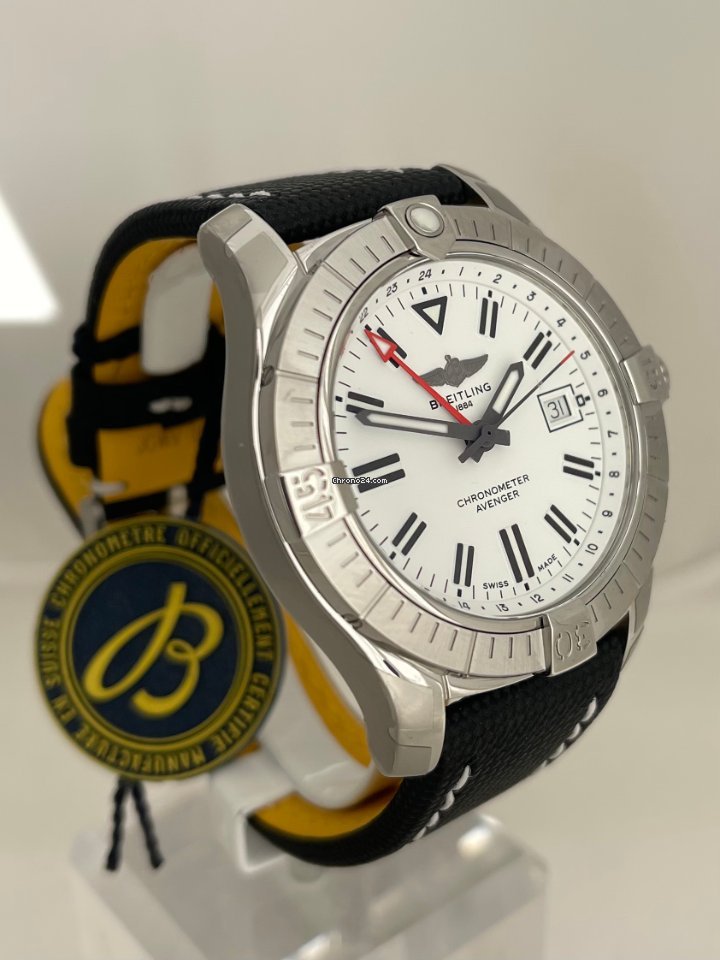 IMG_9081 Breitling Avenger Mens watch Unisex Automatic Steel A32397101A1X1 Replica 4