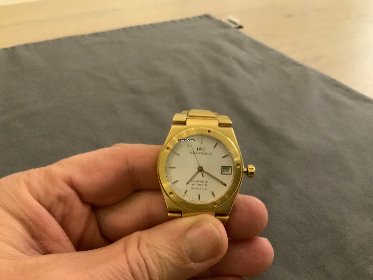 IMG_9081 IWC Ingenieur Automatic Mens watch Unisex Automatic Yellow gold IW9238 Replica 4
