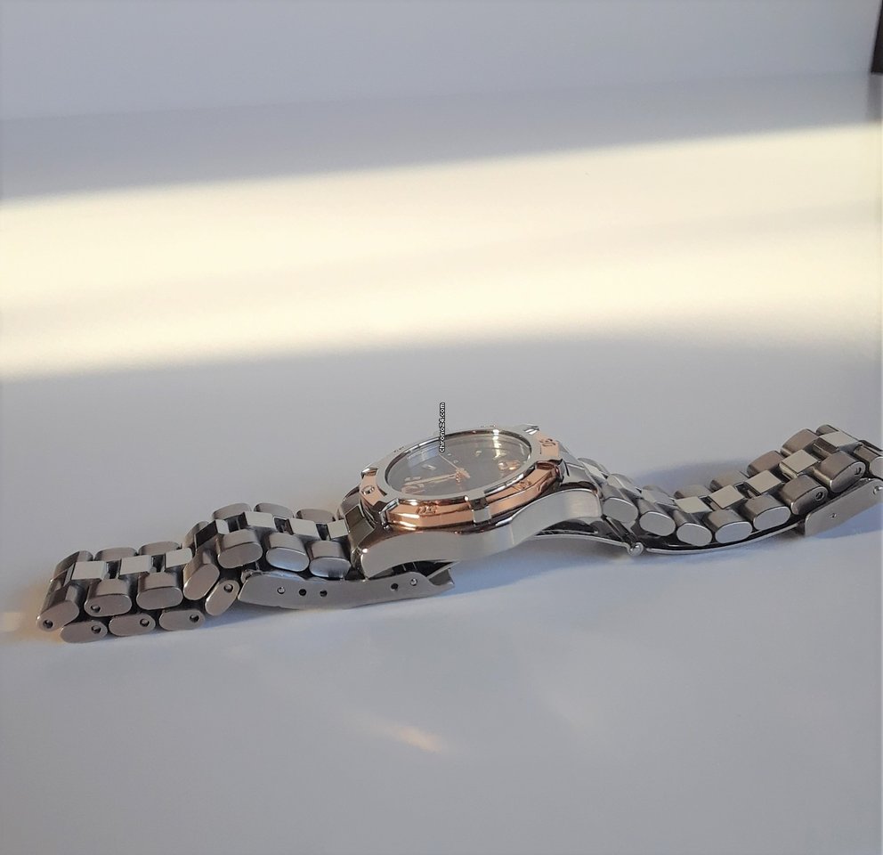 IMG_9081 TAG Heuer 2000 Womens watch Quartz Steel WN1351 Replica 4