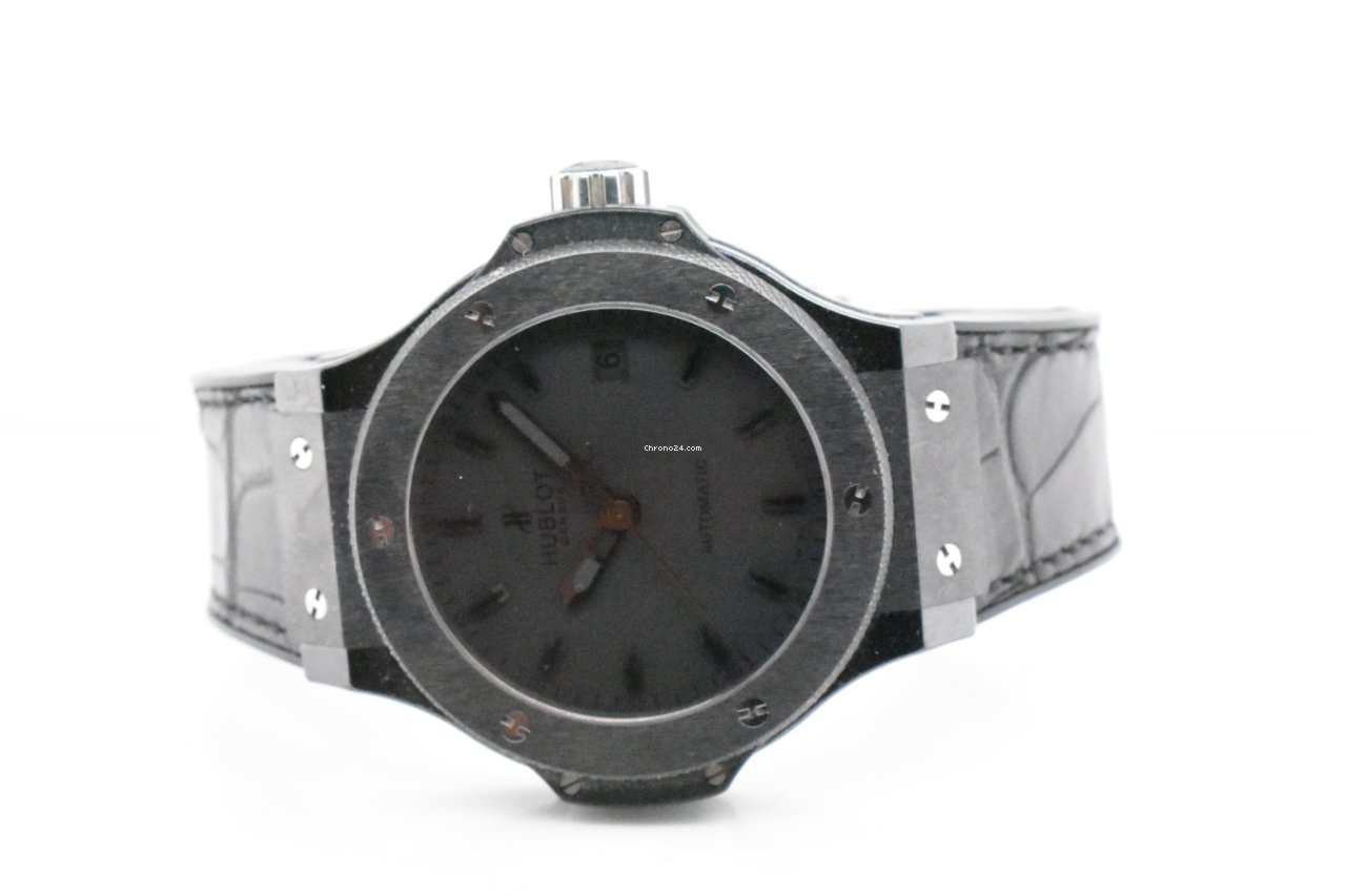 Hublot Big Bang 38 mm Mens watch Unisex Automatic Ceramic 365.CM.1110.LR Replica 4