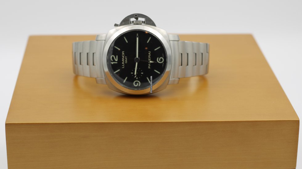IMG_9081 Panerai Luminor 1950 3 Days GMT Automatic Mens watch Unisex Automatic Steel PAM 00329 Replica 4