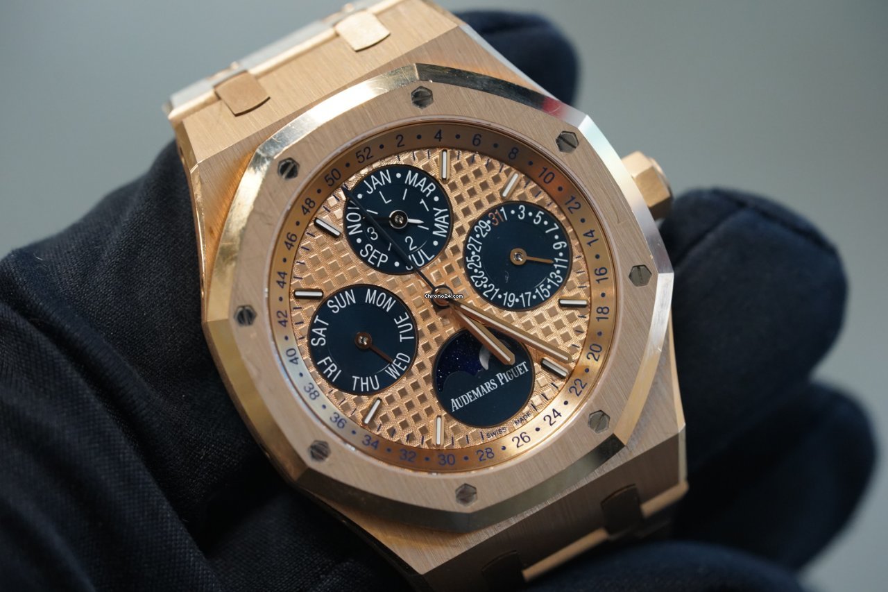 IMG_9081 Audemars Piguet Royal Oak Perpetual Calendar Mens watch Unisex Automatic Rose gold 26584OR.OO.1220OR.01 Replica 4