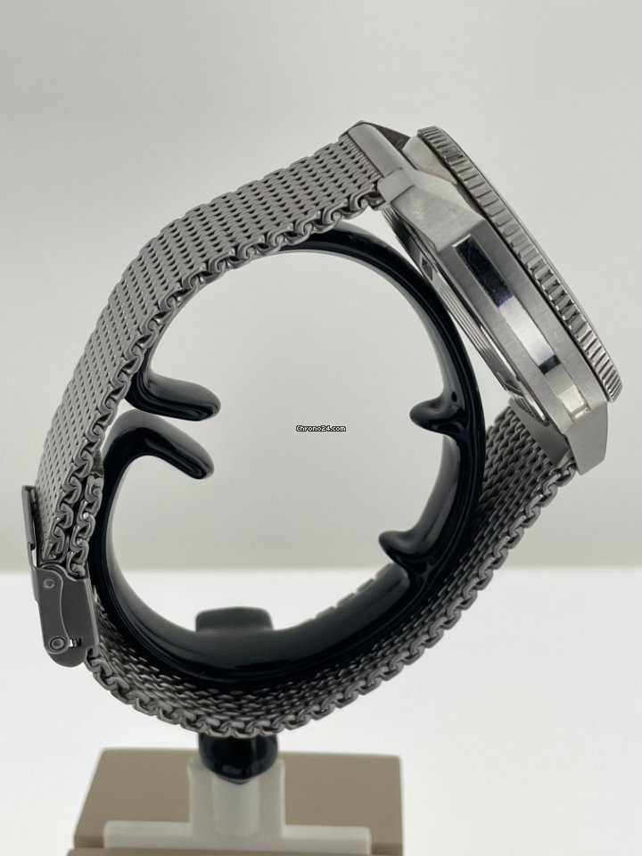 Tissot Seastar 1000 Mens watch Unisex Automatic Steel T120.407.11.091.00 Replica 4