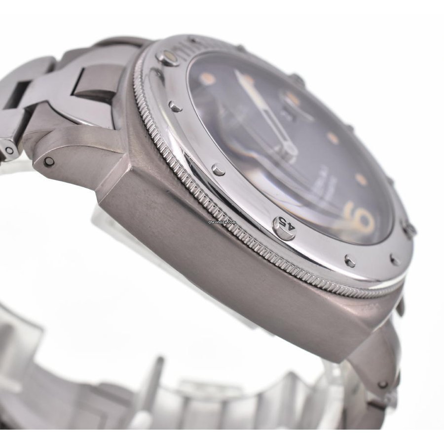 Panerai Luminor Submersible Mens watch Unisex Automatic Titanium PAM00170 Replica 4