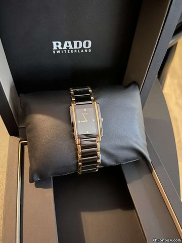IMG_9081 Rado Integral Womens watch Quartz Ceramic R20612712 Replica 4