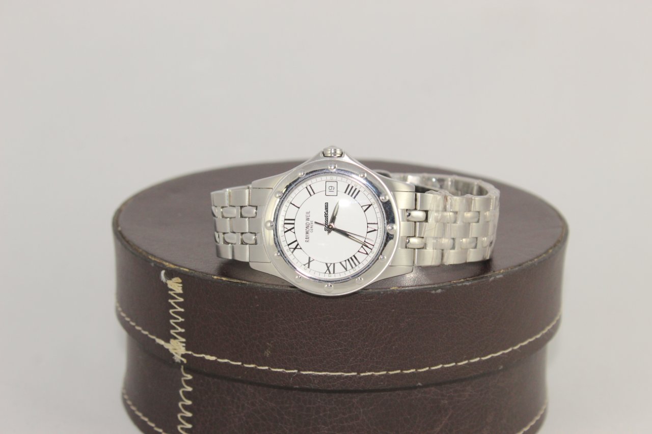 IMG_9081 Raymond Weil Mens watch Unisex Quartz Steel V235109 Replica 4