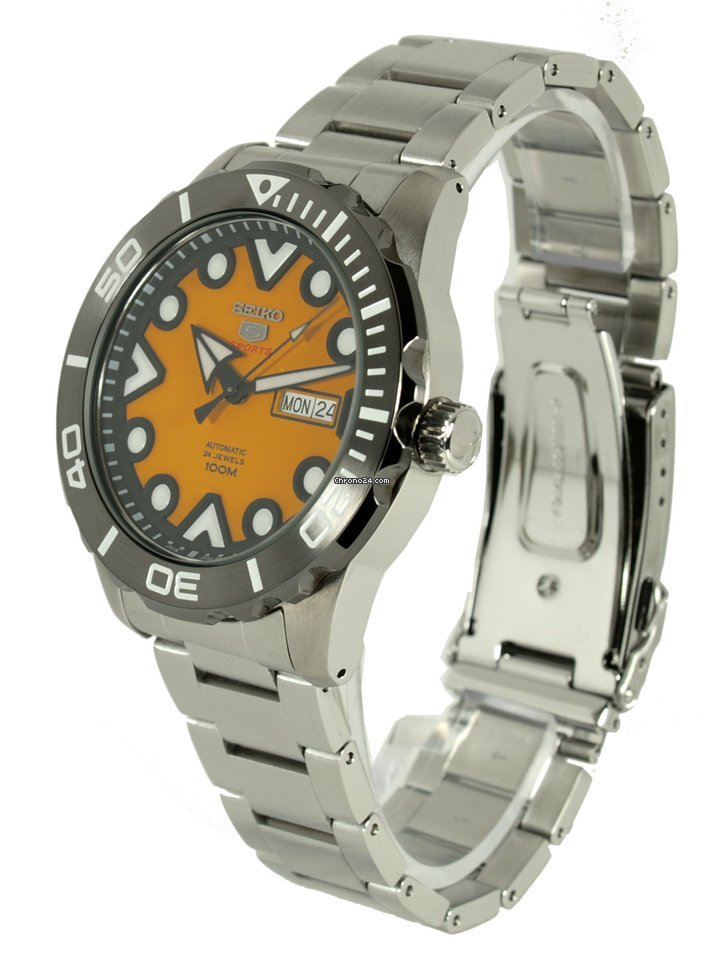 IMG_9081 Seiko 5 Sports Mens watch Unisex Automatic Steel SRPA05K1 Replica 4
