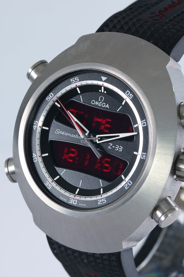 IMG_9081 Omega Speedmaster Spacemaster Z-33 Mens watch Unisex Quartz Titanium 325.92.43.79.01.001. Replica 4