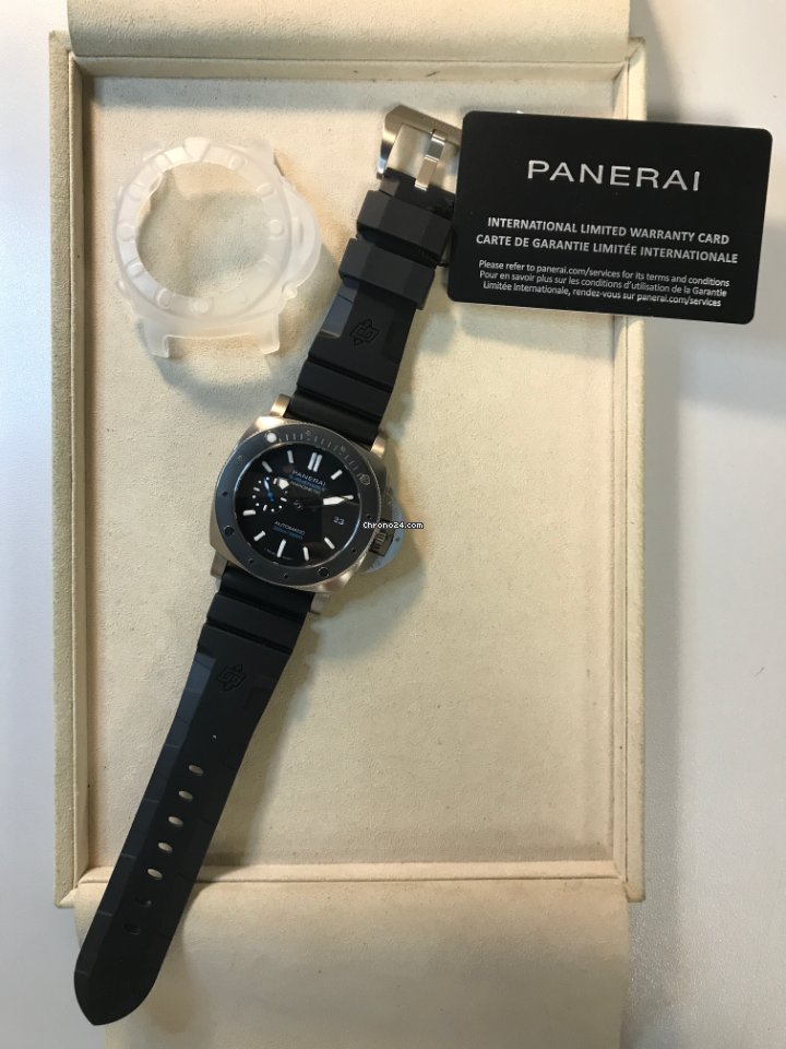 Panerai Luminor Submersible 1950 3 Days Automatic Mens watch Unisex Automatic Titanium PAM 01389 Replica 4