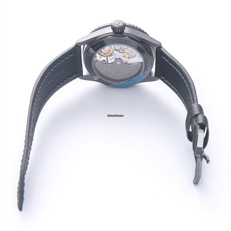 IMG_9081 Blancpain Fifty Fathoms Bathyscaphe Mens watch Unisex Automatic Ceramic 5000-0130-B52 A Replica 4