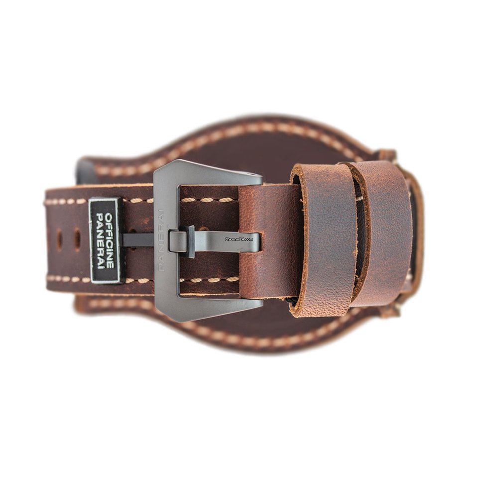 Panerai Luminor Mens watch Unisex Manual winding Titanium PAM00779 or PAM779 Replica 4