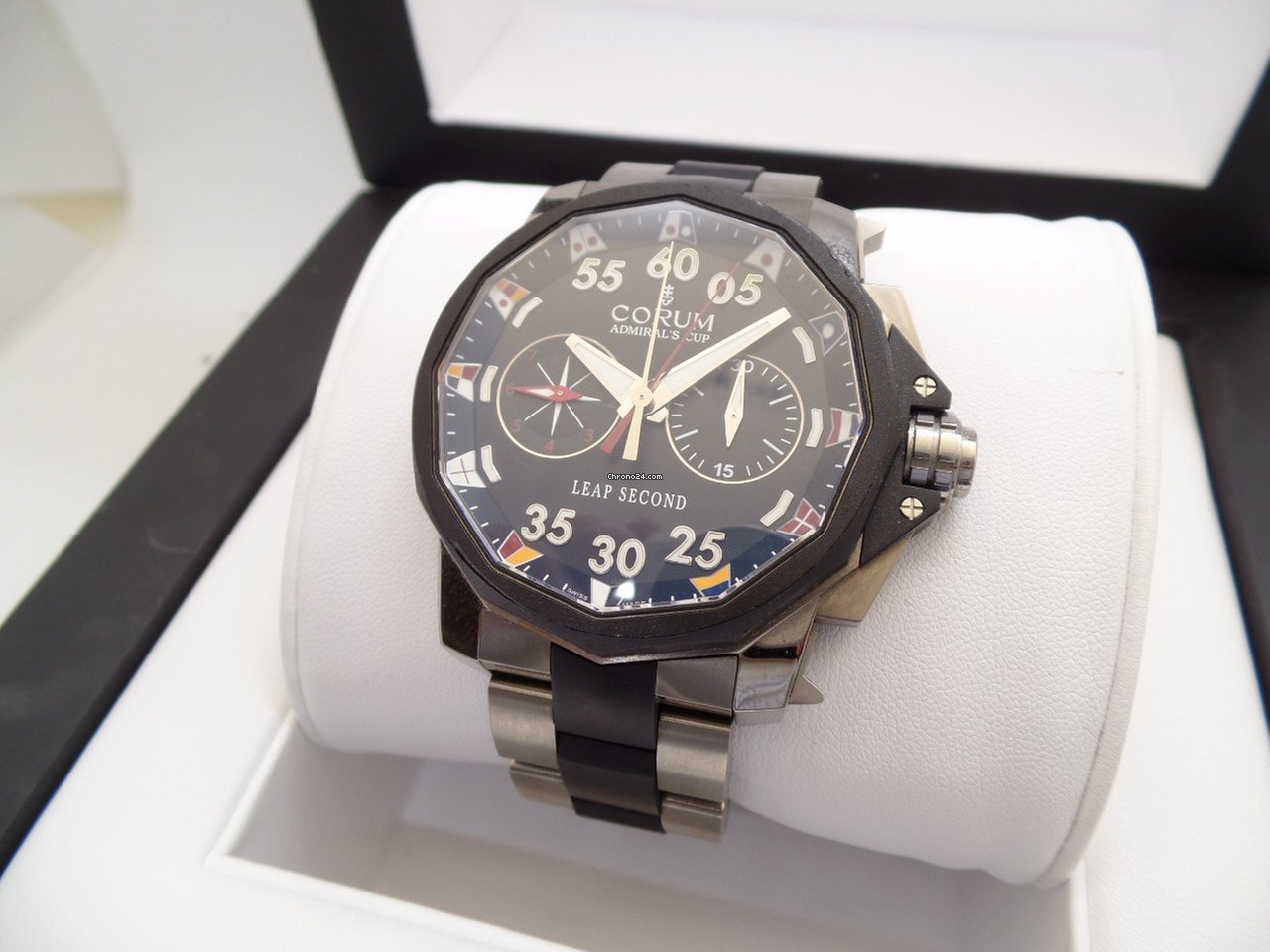 IMG_9081 Corum Admirals Cup Leap Second 48 Mens watch Unisex Automatic Titanium 895.931.06 V791 AN92 Replica 4