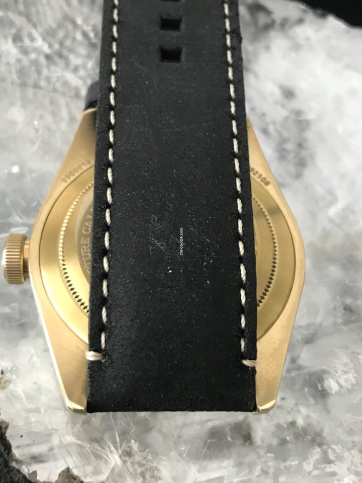 IMG_9081 Tudor Black Bay Bronze Mens watch Unisex Automatic Bronze 79250BA-0001 Replica 5