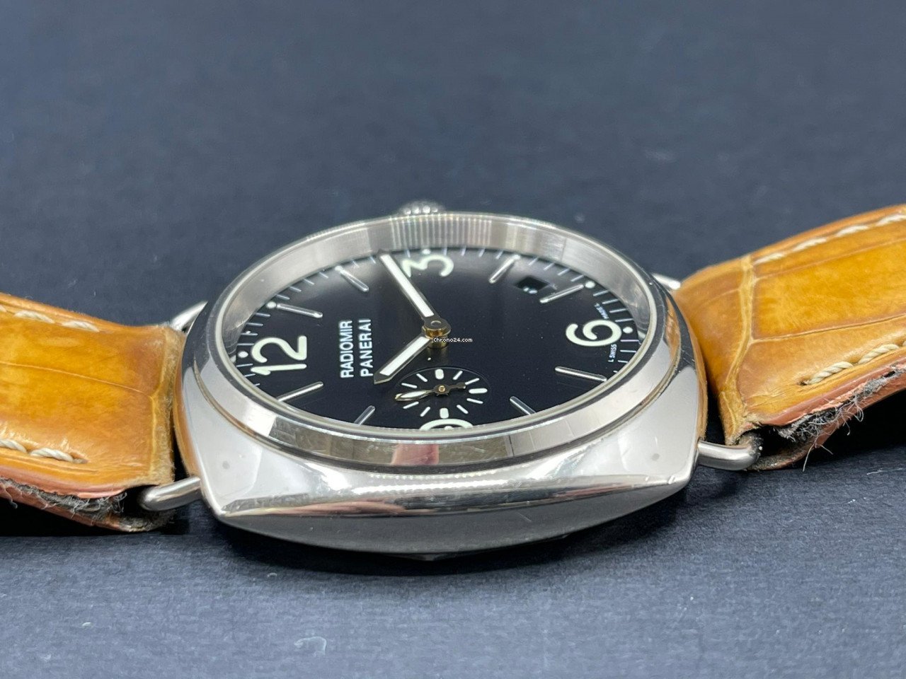 IMG_9081 Panerai Radiomir Automatic White gold PAM00062 Replica 5