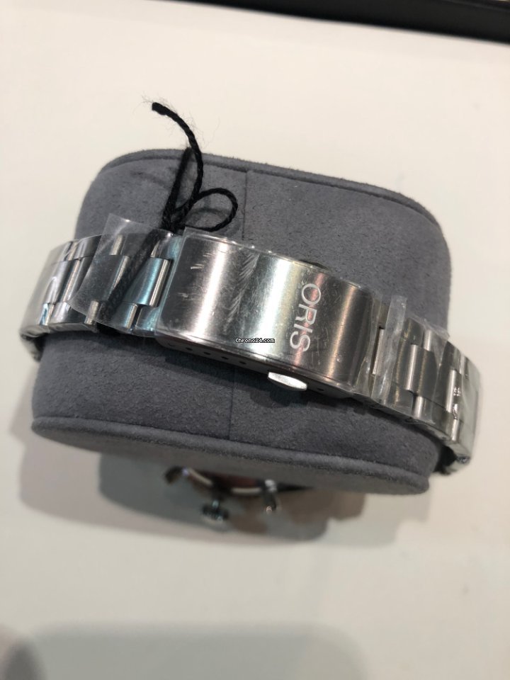 IMG_9081 Oris Divers Sixty Five Mens watch Unisex Automatic Steel 01 771 7744 4354-07 8 2 1 18 Replica 5