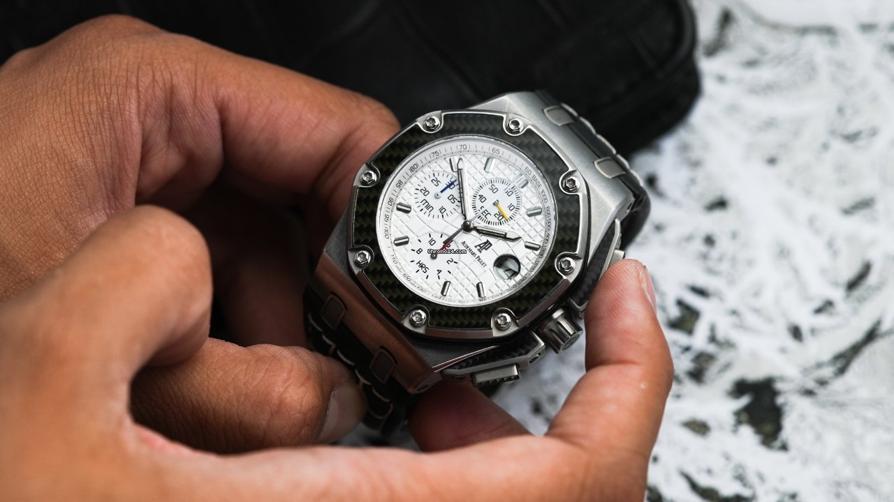 IMG_9081 Audemars Piguet Royal Oak Offshore Chronograph Mens watch Unisex Automatic Titanium 26030IO.OO.D001IN.01 Replica 5