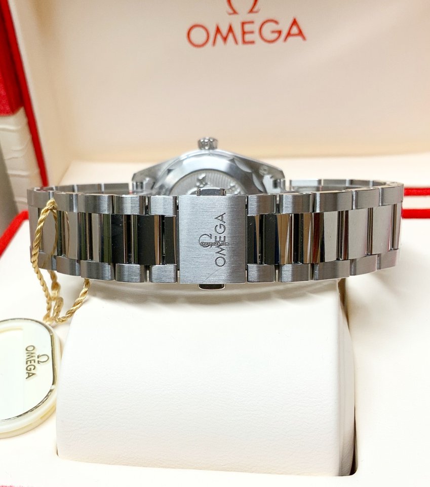 IMG_9081 Omega Seamaster Aqua Terra Womens watch Quartz Steel 220.10.28.60.53.001 Replica 5