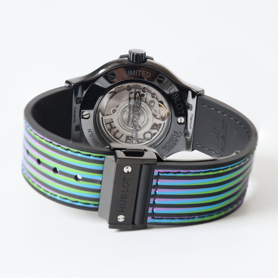 IMG_9081 Hublot Classic Fusion 45, 42, 38, 33 mm Mens watch Unisex Automatic Ceramic 565.CX.8900.VR.CZD19 Replica 5