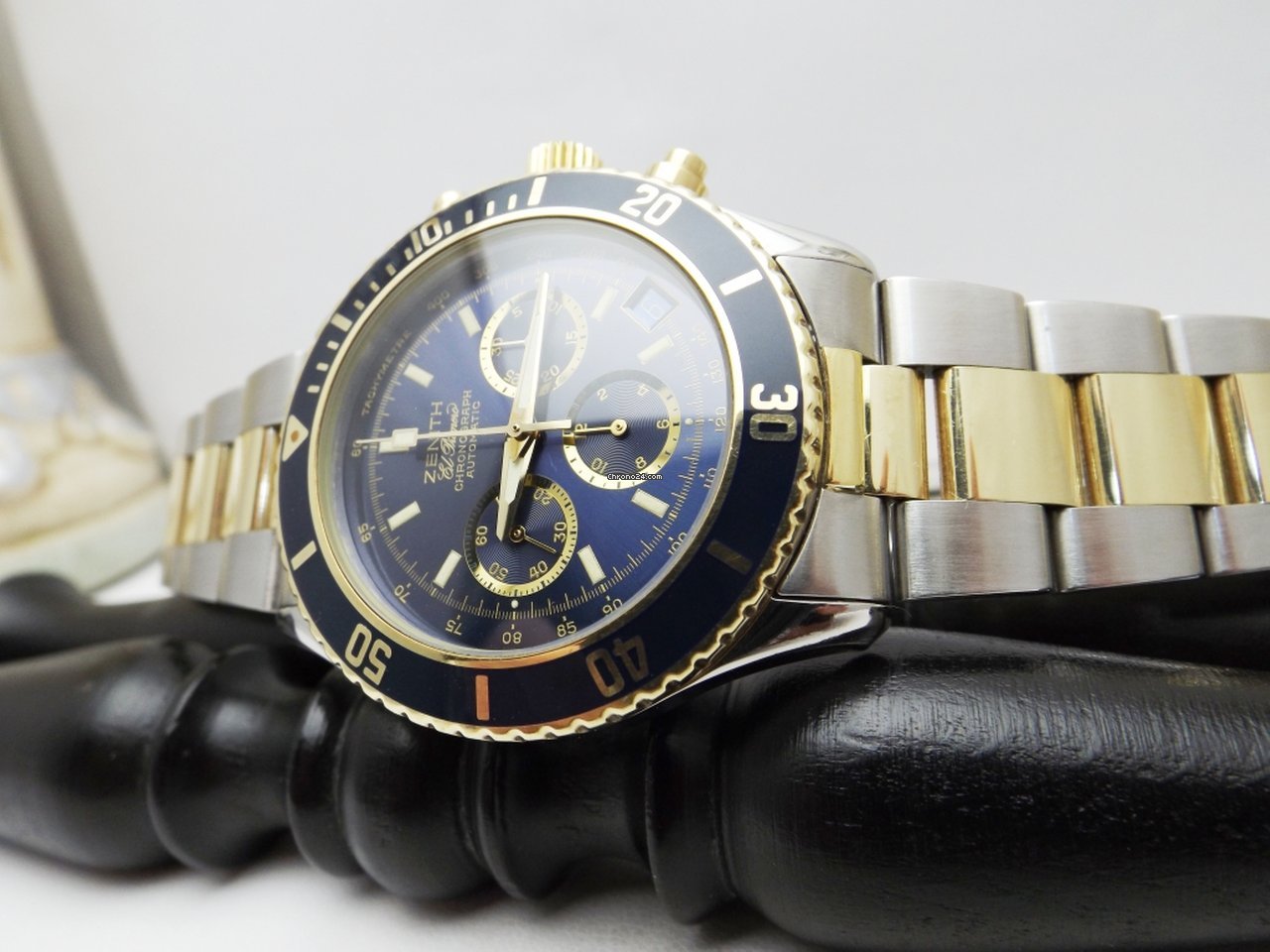 IMG_9081 Zenith El Primero Mens watch Unisex Automatic Gold Steel 89.0315.400 Replica 5