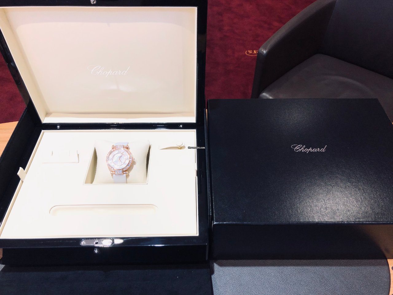 IMG_9081 Chopard Imperiale Automatic Rose gold 384239-5018 Replica 5