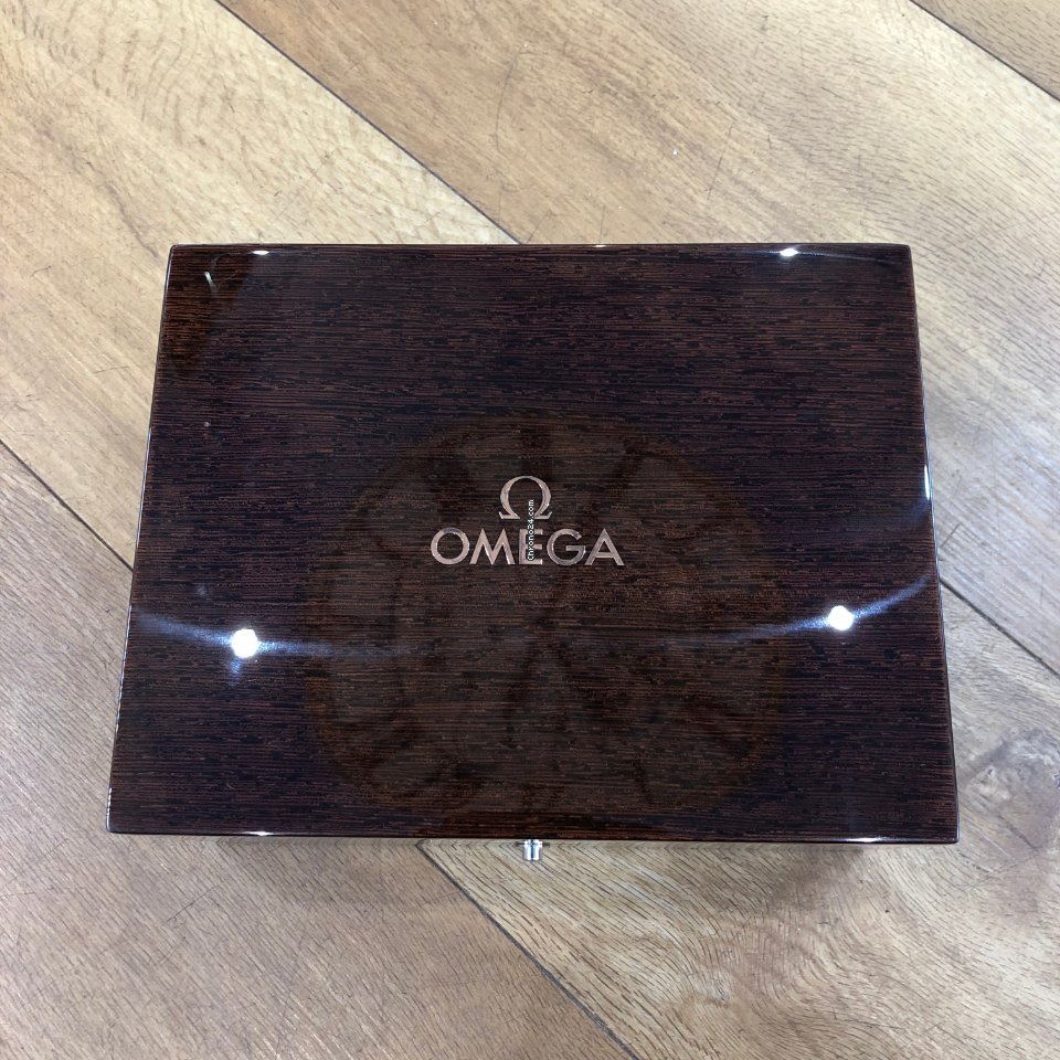 Omega Constellation Men Mens watch Unisex Automatic Red gold 123.53.38.21.02.001 Replica 5