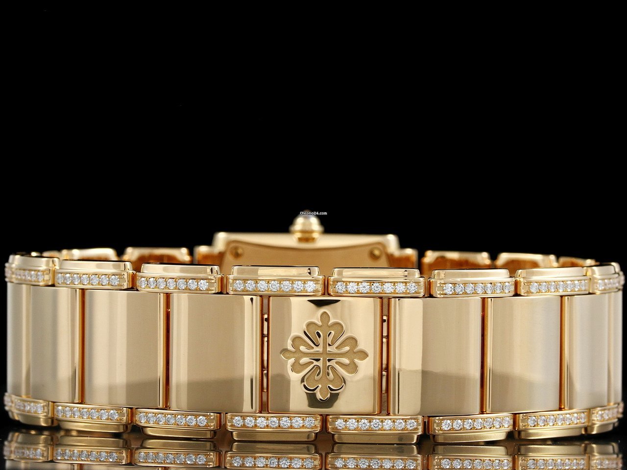 Patek Philippe Twenty~4 Mens watch Unisex Quartz Rose gold 4908 30R-010 Replica 5