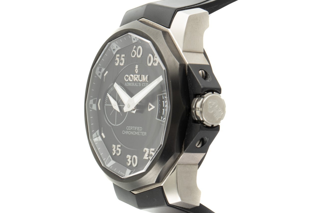 IMG_9081 Corum Admirals Cup Mens watch Unisex Automatic Titanium 01.0068 Replica 5