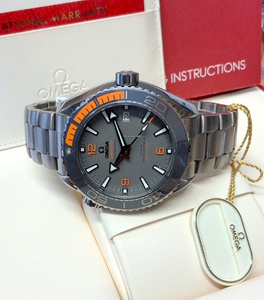 Omega Seamaster Planet Ocean Mens watch Unisex Automatic Titanium 215.90.44.21.99.001 Replica 5