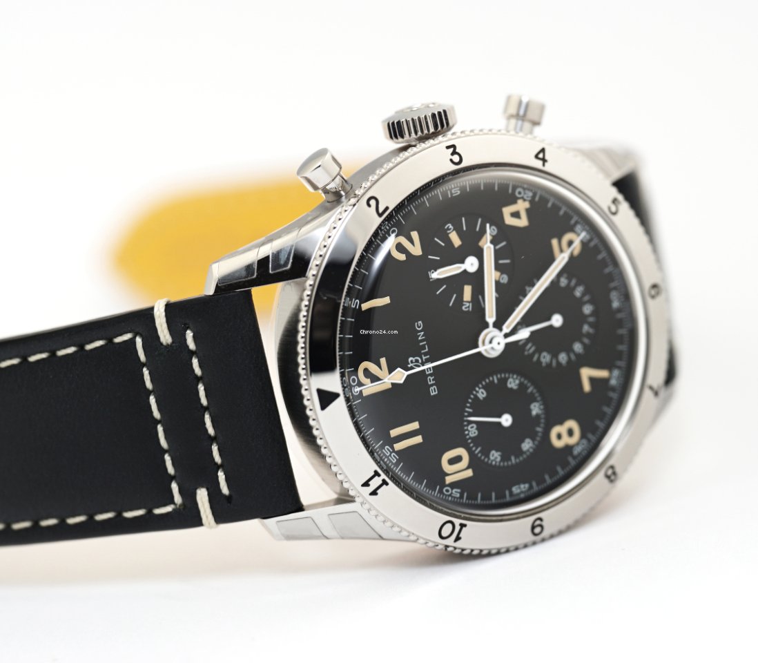 Breitling Aviator 8 Mens watch Unisex Automatic Steel AB0920131B1X1 Replica 5