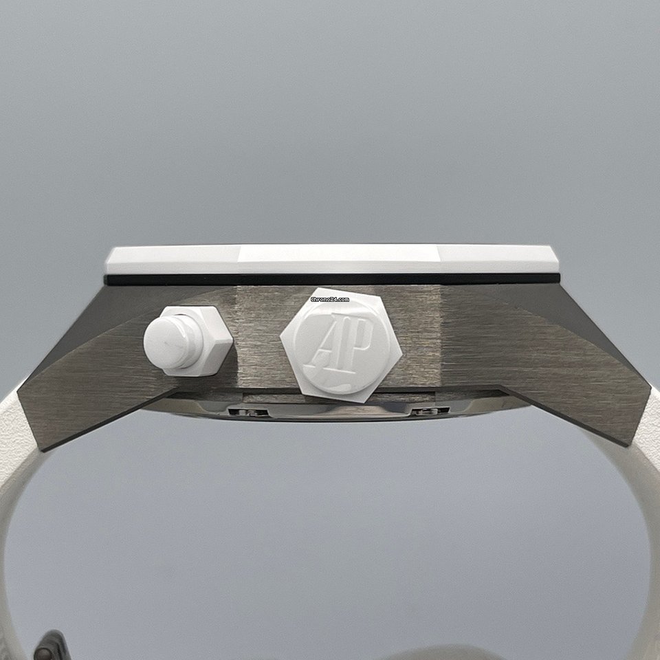 IMG_9081 Audemars Piguet Royal Oak Concept Mens watch Unisex Manual winding Titanium 26580IO.OO.D010CA.01 Replica 5