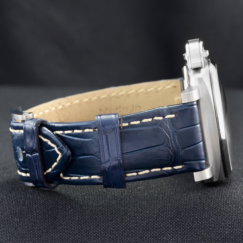 Panerai Luminor Due Mens watch Unisex Automatic Titanium PAM 00926 Replica 5
