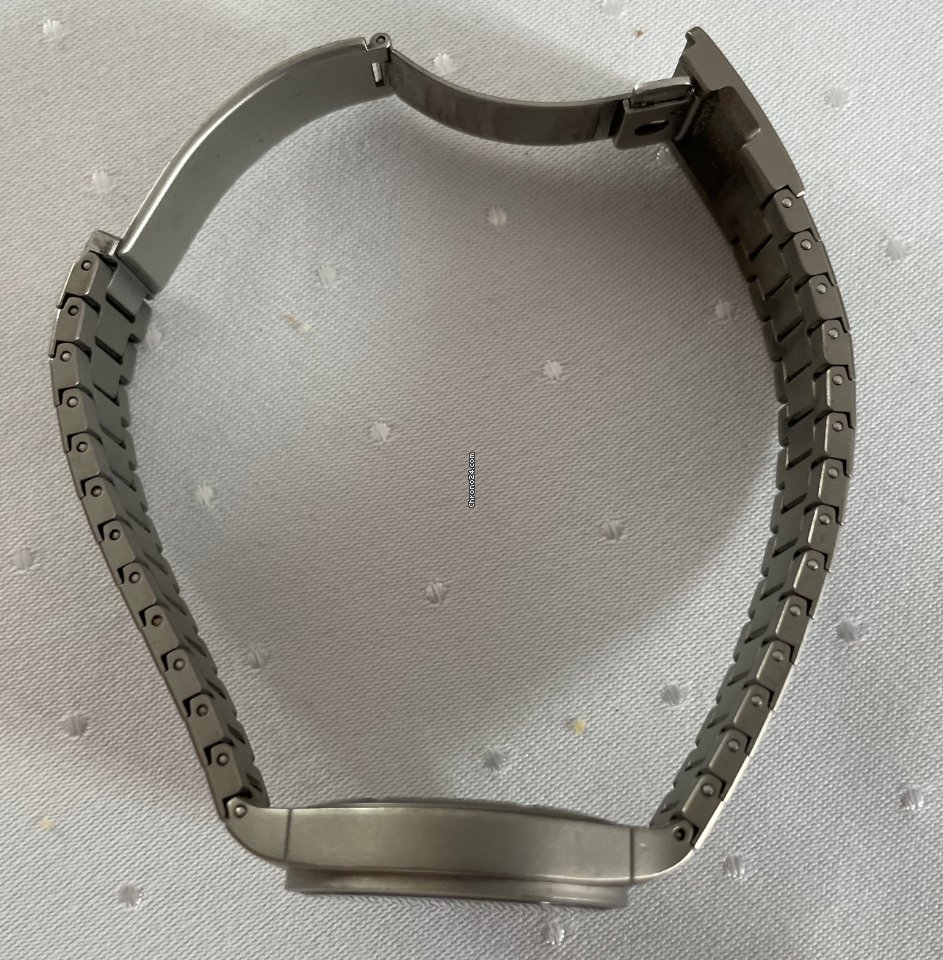 IMG_9081 Porsche Design Mens watch Unisex Quartz Titanium Ref. 3732 Replica 5