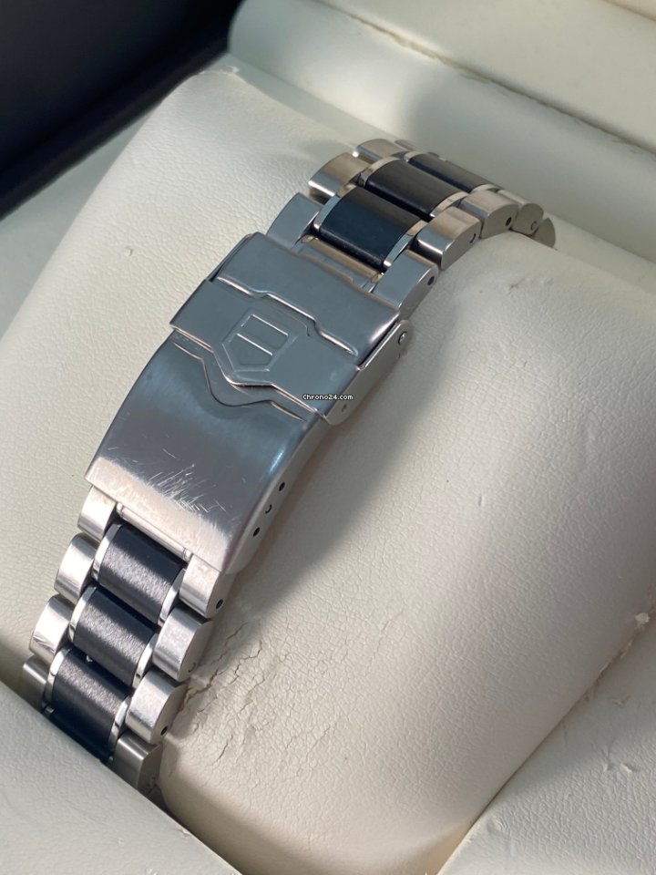 IMG_9081 TAG Heuer Formula 1 Quartz Mens watch Unisex Steel WAU111C.BA0869 Replica 5