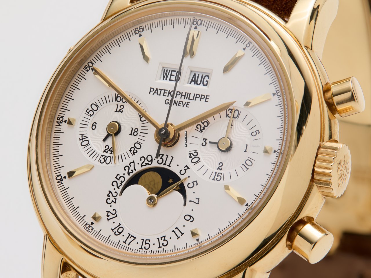 IMG_9081 Patek Philippe Perpetual Calendar Chronograph Yellow gold 3970EJ Replica 5