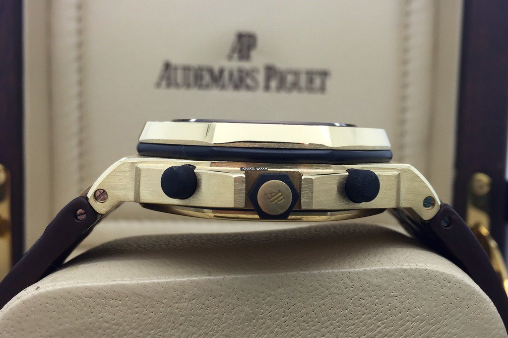IMG_9081 Audemars Piguet Royal Oak Offshore Mens watch Unisex Automatic Yellow gold 26007BA.OO.D022CR.01 Replica 5