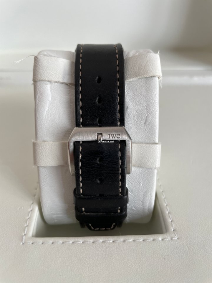IWC Pilot Mens watch Unisex Manual winding Platinum IW325405 Replica 5