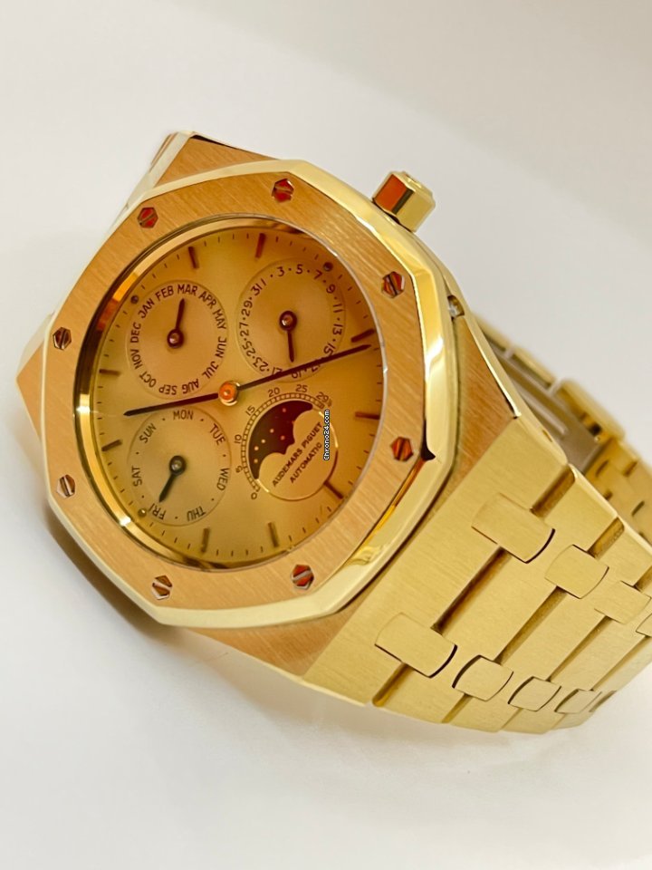 IMG_9081 Audemars Piguet Royal Oak Perpetual Calendar Mens watch Unisex Automatic Yellow gold 25654BA Replica 5