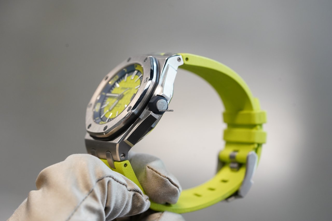 Audemars Piguet Royal Oak Offshore Diver Mens watch Unisex Automatic Steel 15710ST.OO.A038CA.01 Replica 5