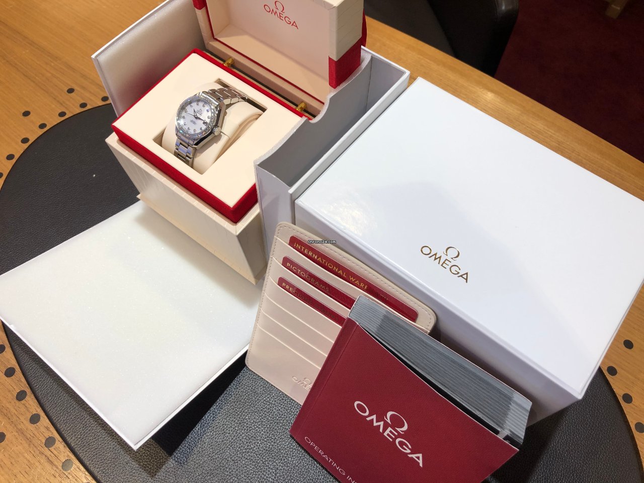 Omega Seamaster Aqua Terra Womens watch Automatic Steel 231.15.30.20.55.001 Replica 5