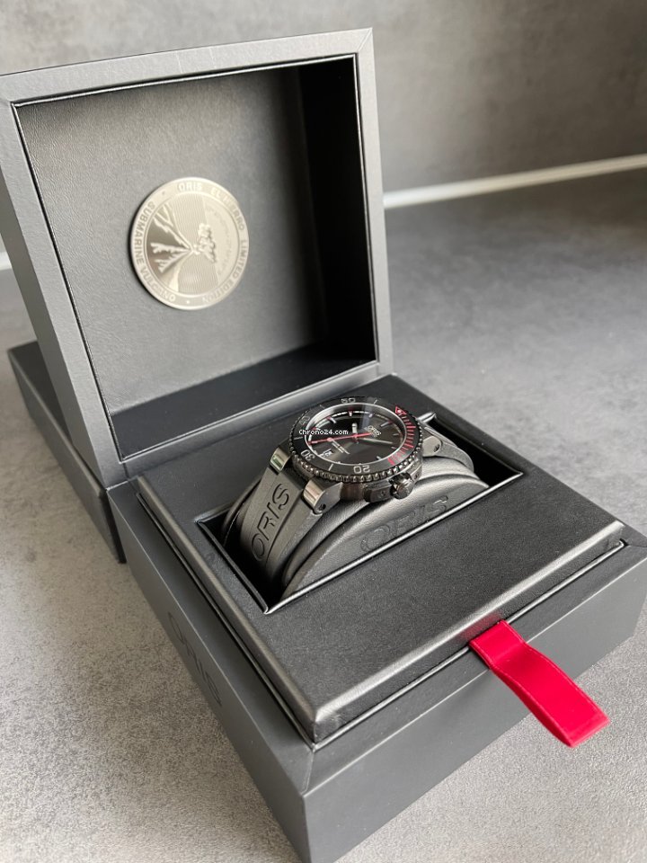 Oris El Hierro Limited Edition Mens watch Unisex Automatic Steel 01 733 7653 4783-Set RS Replica 5