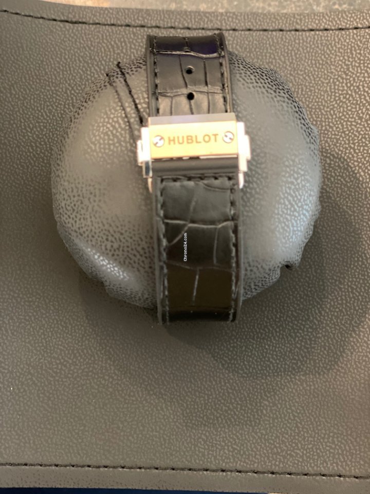 Hublot Classic Fusion 45, 42, 38, 33 mm Mens watch Unisex Automatic Titanium 542.NO.1181.LR Replica 5