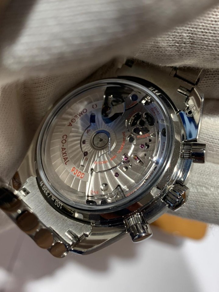 IMG_9081 Omega Speedmaster Professional Moonwatch Mens watch Unisex Automatic Titanium 311.90.44.51.03.001 Replica 5