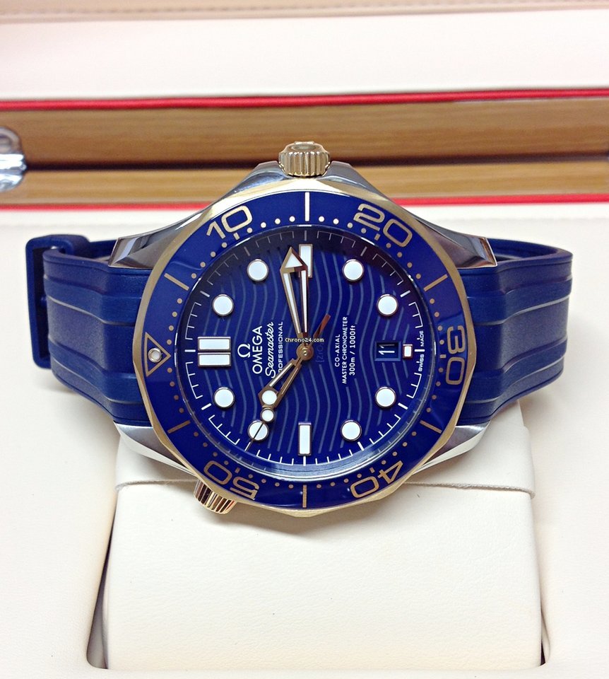 IMG_9081 Omega Seamaster Diver 300 M Mens watch Unisex Automatic Gold Steel 210.22.42.20.03.001 Replica 5