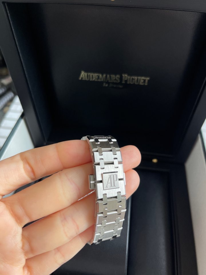 IMG_9081 Audemars Piguet Royal Oak Lady Womens watch Quartz Steel 67650ST.OO.1261ST.01 Replica 5