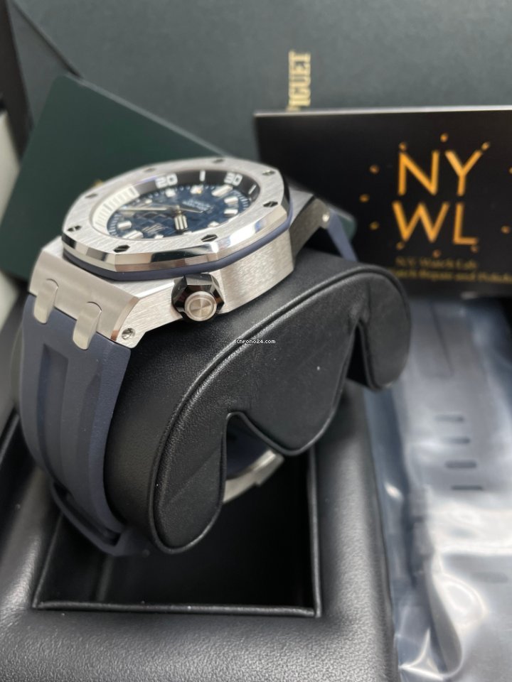 Audemars Piguet Royal Oak Offshore Diver Mens watch Unisex Automatic Steel 15720ST.OO.A027CA.01 Replica 5