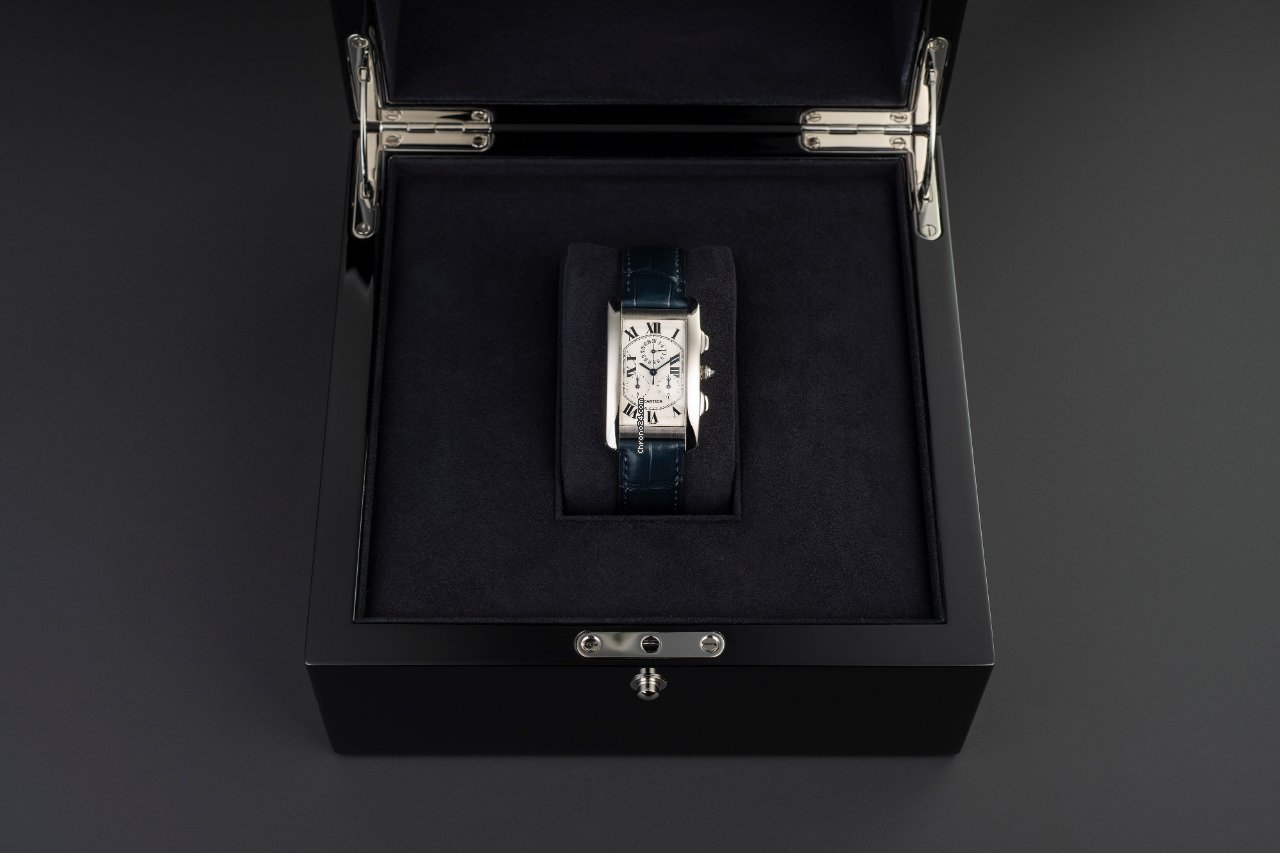 Cartier Tank Americaine Mens watch Unisex Quartz White gold 2312 Replica 5