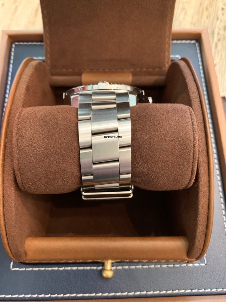 IMG_9081 Breitling Colt Automatic Mens watch Unisex Automatic Steel A1738811 BD44 173A Replica 5